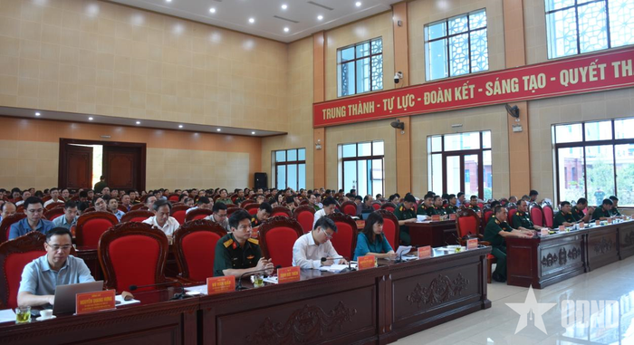  Các đại biểu tham dự hội nghị.