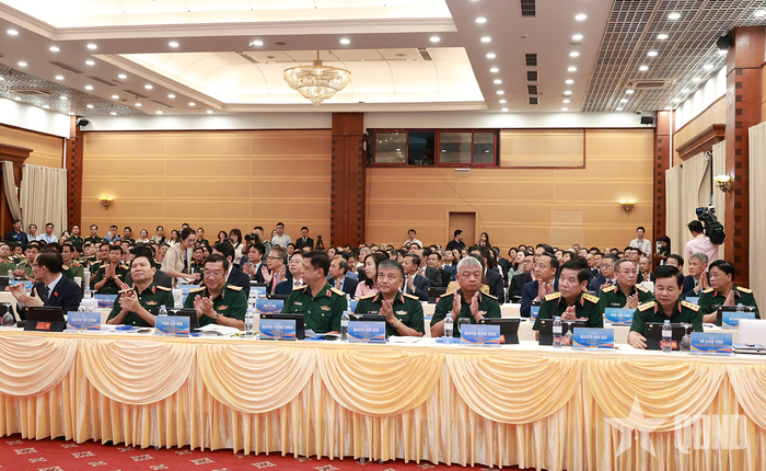  Đại biểu dự phiên họp. Ảnh: VŨ PHONG 