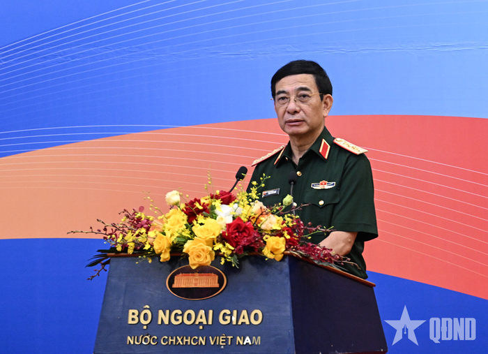  Đại tướng Phan Văn Giang phát biểu tại phiên họp. Ảnh: VŨ PHONG 