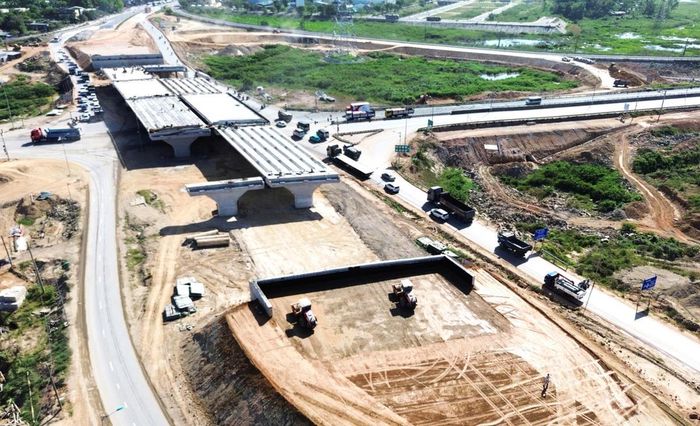 Thi công Dự án Nút giao QL14B với cao tốc Đà Nẵng – Quảng Ngãi.