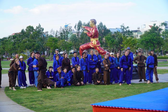  Các phái đoàn võ thuật tại buổi giao lưu 