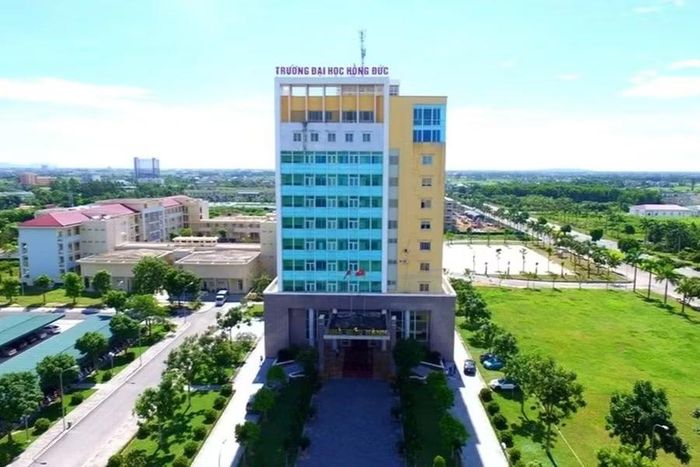 Trường Đại học Hồng Đức.
