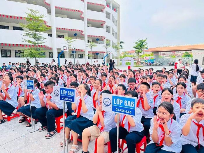 Chương trình tạo ra ấn tượng tốt với các em học sinh.