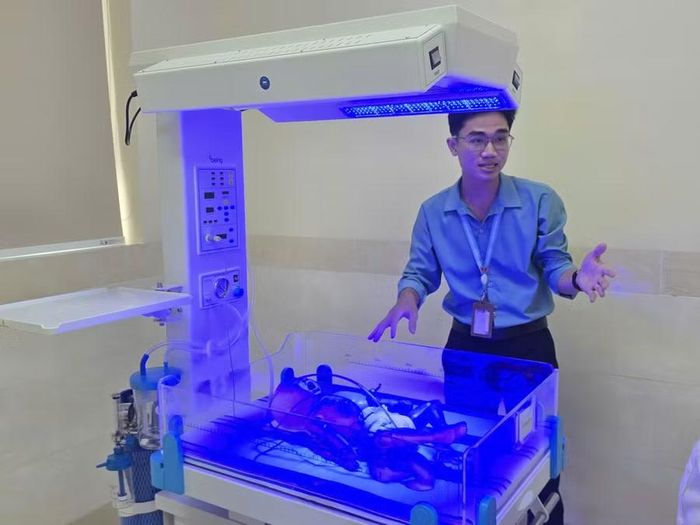 Lồng ấp dành cho bệnh nhân sơ sinh.