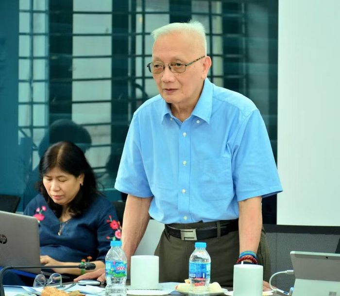TS Nguyễn Tùng Lâm nhận mình là học trò nhỏ trước những đóng góp lớn của GS.TSKH.VS Phạm Minh Hạc đối với khoa học tâm lý giáo dục và sự nghiệp giáo dục Việt Nam.