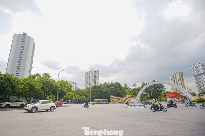 Giai đoạn 2, nghiên cứu mở rộng phạm vi không gian văn hóa sang các khu vực khác đường Khúc Thừa Dụ và Trương Công Giai, kết nối hỗ trợ các khu vực tuyến phố Duy Tân, Khu Công nghệ thông tin tập trung, Công viên hồ điều hòa CV1.