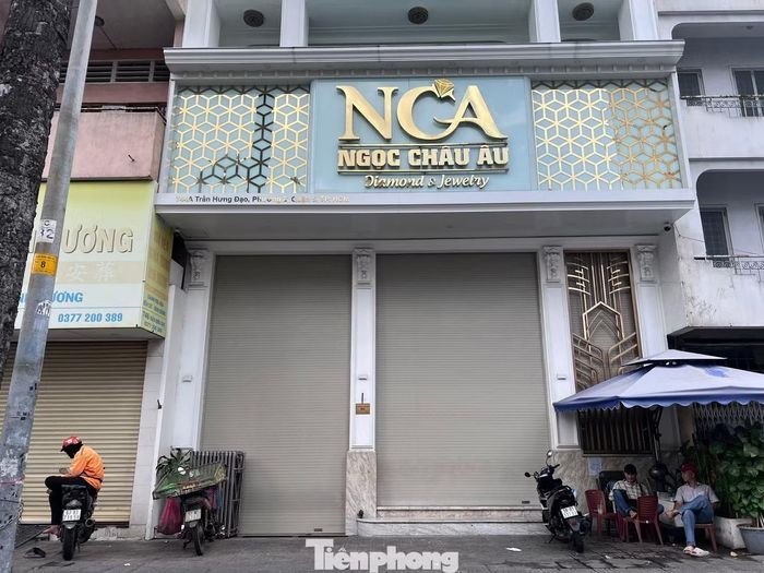 Tiệm kim cương Ngọc Châu Âu chưa có dấu hiệu trở lại hoạt động.