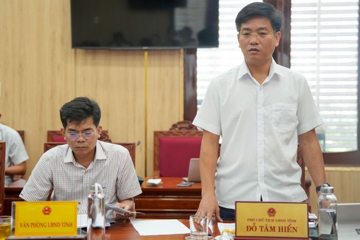 Phó Chủ tịch UBND tỉnh Quảng Ngãi Đỗ Tâm Hiển phát biểu đề nghị các cơ quan nghiên cứu các cơ chế đặc thù về hạ tầng, đầu tư, nguồn nhân lực để đẩy nhanh quá trình triển khai dự án.