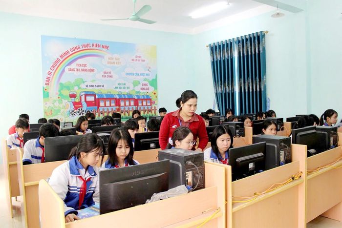 Tuyên Quang đặt ra kế hoạch hoàn thành sắp xếp trường học trước 30/8. Ảnh: HĐND Tuyên Quang