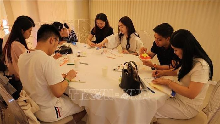 Trải nghiệm không gian văn hóa Việt Nam tại sự kiện.