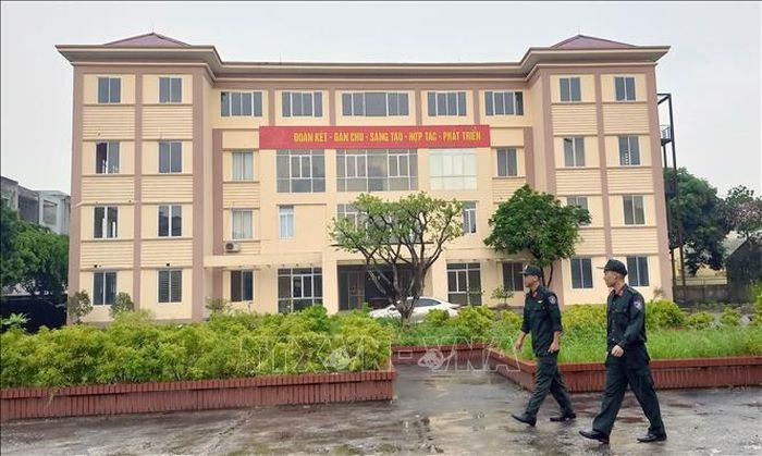 Trụ sở Hội Nông dân tỉnh Hà Nam cũ được giao cho Trung đoàn Cảnh sát cơ động Thủ đô thuộc Bộ Tư lệnh Cảnh sát cơ động quản lý, sử dụng.