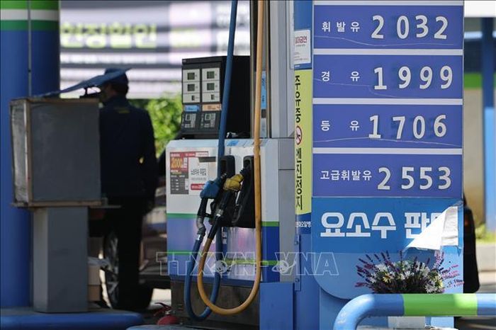 Một trạm xăng ở Seoul, Hàn Quốc. Ảnh: Yonhap/TTXVN phát