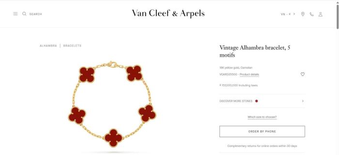 Trang sức họa tiết cỏ 4 lá là sản phẩm nổi tiếng của thương hiệu Van Cleef & Arpels. Ảnh chụp màn hình.