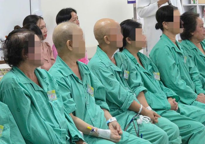 Bệnh nhân ung thư điều trị tại Bệnh viện Chợ Rẫy.