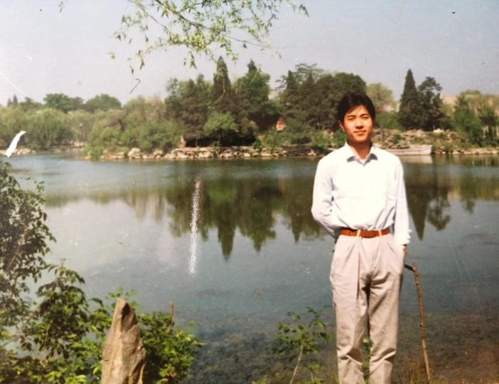 Lý Ngạn Hồng thời sinh viên. Ảnh: Baidu.
