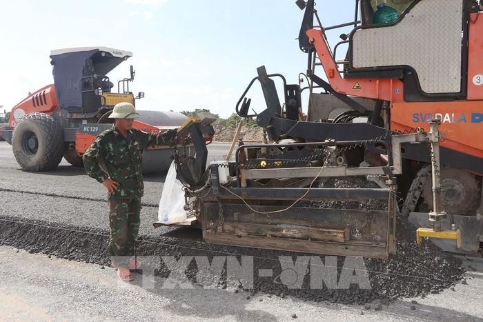 Dự án mở rộng, nâng cấp Cảng hàng không Cà Mau dự kiến hoàn thành và đưa vào sử dụng tháng 11/2026. Ảnh: Tuấn Phi - TTXVN
