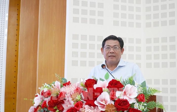 Phó Chủ tịch UBND tỉnh An Giang Ngô Công Thức phát biểu. Ảnh: Văn Sĩ - TTXVN