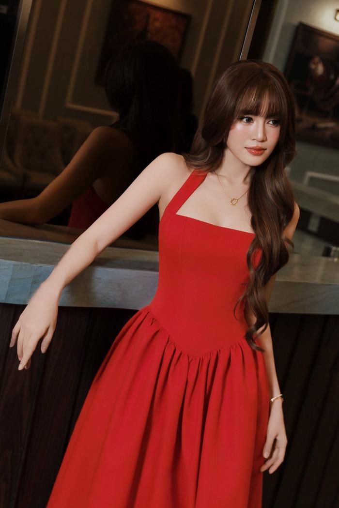 Ninh Dương Lan Ngọc trở thành nghệ sĩ Việt đầu tiên vượt mốc 1 triệu người theo dõi trên nền tảng Threads. Ảnh: FBNV.