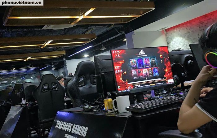 Theo quảng bá, Spartacus Gameming Center hiện có 12 cơ sở tại Hà Nội.