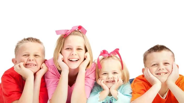 Một số ý kiến cho rằng các con cần có tình cảm anh chị em, gia đình nên sinh ít nhất 2 đứa