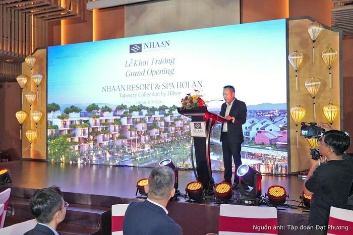 Đại diện Tập đoàn Đạt Phương – ông Lương Minh Tuấn Chủ tịch HĐQT, chia sẻ định hướng phát triển lĩnh vực hospitality tại Đà Nẵng.