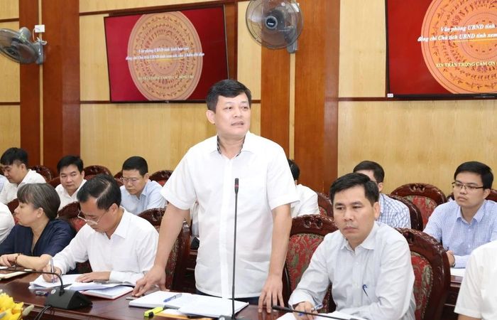 Đại diện Trung tâm Phục vụ hành chính công tỉnh phát biểu tại buổi làm việc.
