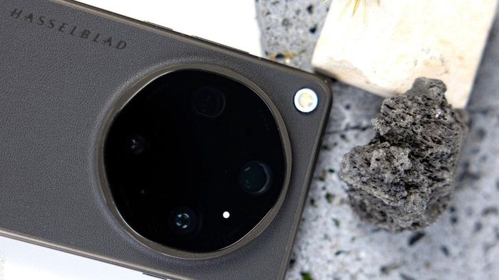 Find X10 Ultra có thể là mẫu máy duy nhất trong dòng sản phẩm được trang bị camera tele tiềm vọng kép
