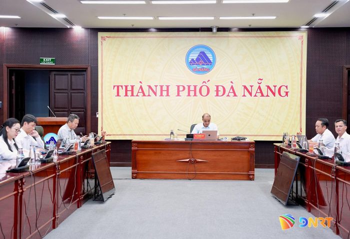 Các đại biểu dự hội nghị tại điểm cầu Trung tâm hành chính thành phố. Ảnh: T.CÔNG