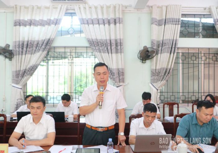 Lãnh đạo xã Tràng Định phát biểu tại buổi làm việc