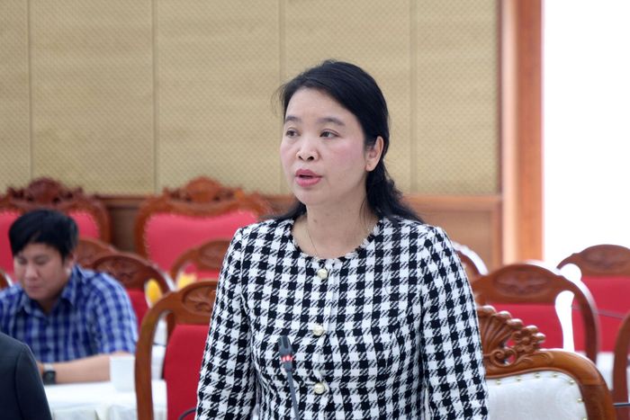Giám đốc Sở Y tế Lâm Đồng Huỳnh Thị Phương Duyên thông tin về một số khó khăn trong quá trình triển khai nhiệm vụ