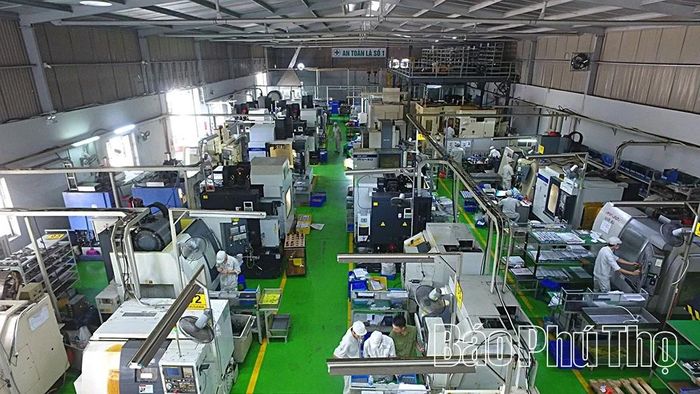 Xưởng sản xuất gia công cơ khí của Công ty TNHH Sản xuất và Thương mại Duy Hiển (phường Vĩnh Yên).