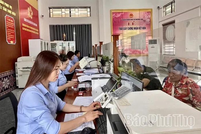 Xã Mường Hoa quan tâm đầu tư hệ thống máy móc, trang thiết bị hiện đại đáp ứng yêu cầu chuyển đổi số.