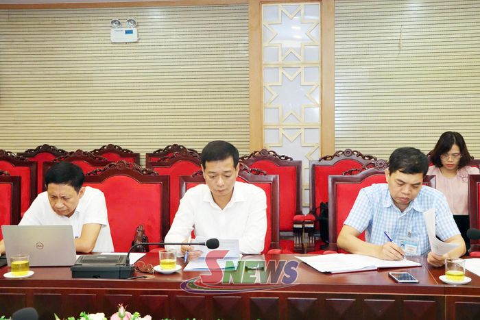 Các đại biểu dự cuộc làm việc.