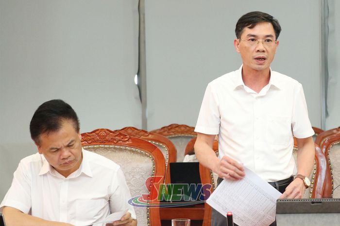 Lãnh đạo Sở Nông nghiệp và Môi trường phát biểu tại cuộc họp.
