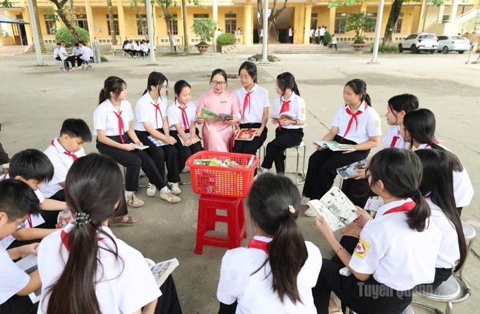 Trường THCS Phan Thiết, phường Minh Xuân tổ chức hưởng ứng ngày Sách và Văn hóa đọc Việt Nam năm 2026.