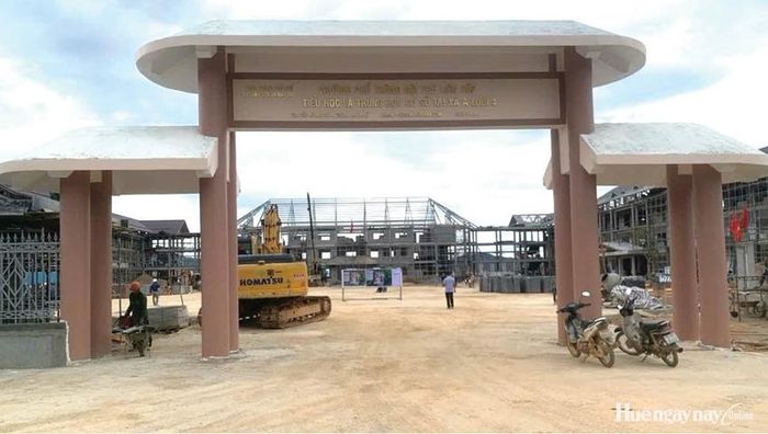  Trường liên cấp A Lưới 4 chuẩn bị đưa vào sử dụng.