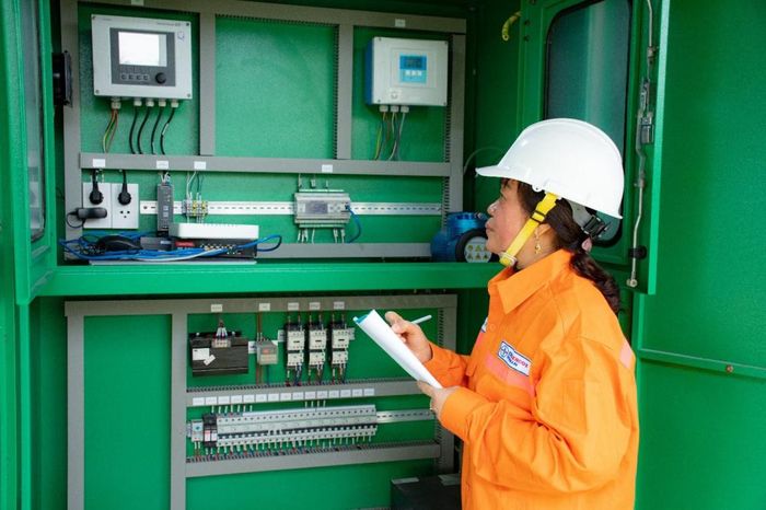  Hệ thống quan trắc nước thải tự động liên tục, dự liệu được truyền trực tiếp về các cơ quan quản lý môi trường 