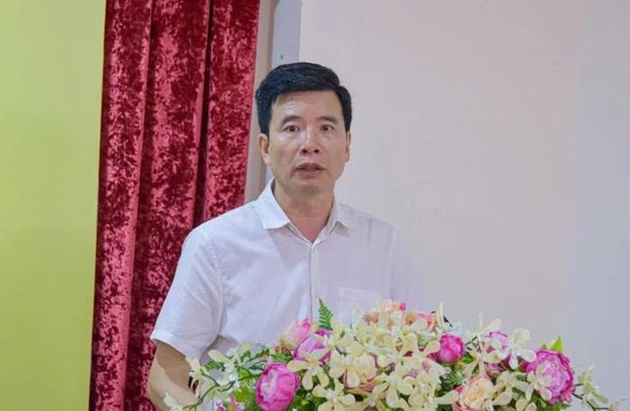 Ông Nguyễn Tiến Trọng phát biểu đề dẫn hội thảo