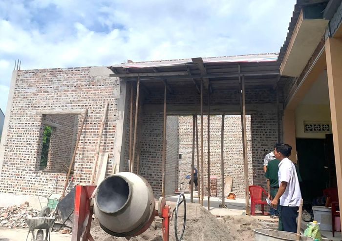 Căn nhà gia đình ông Nguyễn Mạnh Hà, xã Khánh Thiện đang được hoàn thiện.
