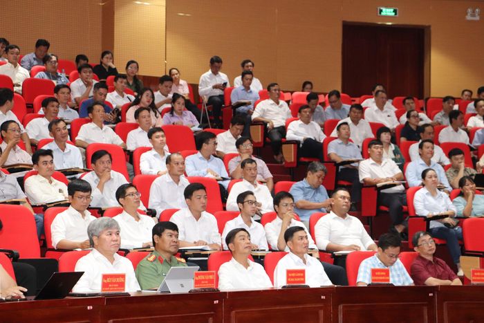 Quang cảnh hội nghị.