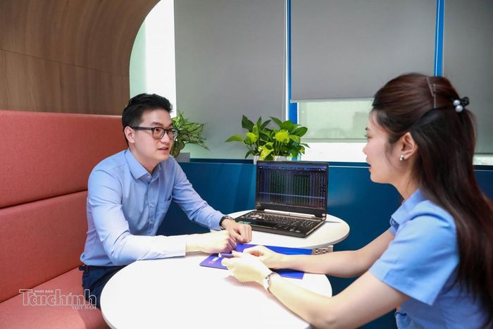 VN-Index chinh phục thành công ngưỡng kháng cự 1.760 điểm. Ảnh: Đức Thanh