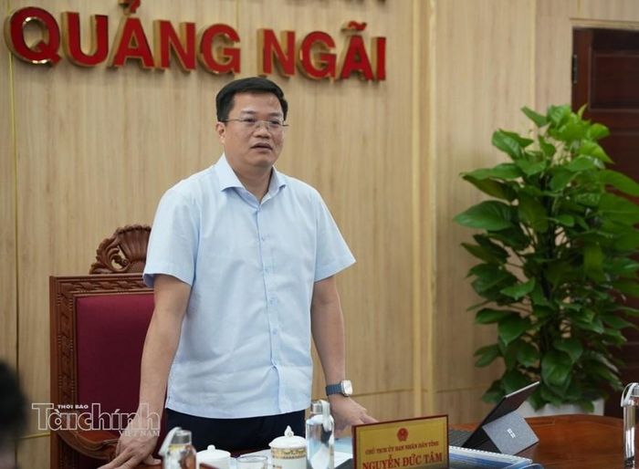 Chủ tịch UBND tỉnh Quảng Ngãi Nguyễn Đức Tâm phát biểu tại cuộc họp.