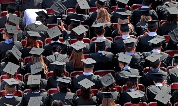 Lễ tốt nghiệp của Đại học Boston College tại Sân vận động Alumni ở Boston, MA, ngày 18/5/2026. Ảnh: David L. Ryan/The Boston Globe/Getty Images