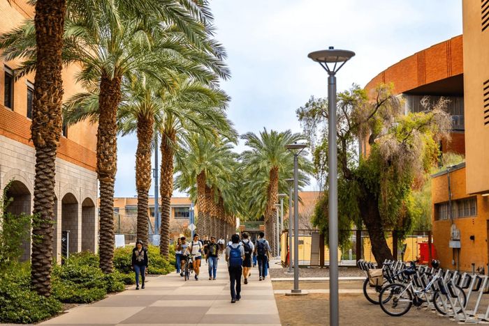 Kkhuôn viên Đại học Bang Arizona. Ảnh: Spirit/Alamy Stock Photo