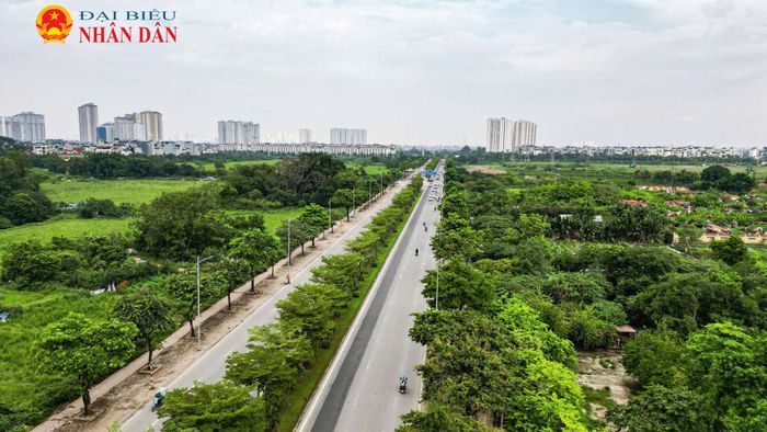 Với tổng mức đầu tư hơn 1.250 tỷ đồng từ ngân sách TP.Hà Nội, công trình được kỳ vọng trở thành một trong những công viên đô thị lớn nhất Thủ đô, góp phần cải thiện môi trường sống và tạo điểm nhấn cảnh quan hiện đại