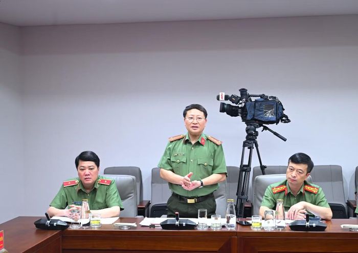 Đại tá Nguyễn Thanh Bình, Phó Cục trưởng Cục Xây dựng phong trào bảo vệ ANTQ, Phó Trưởng Ban Tổ chức hội thi báo cáo tiến độ.