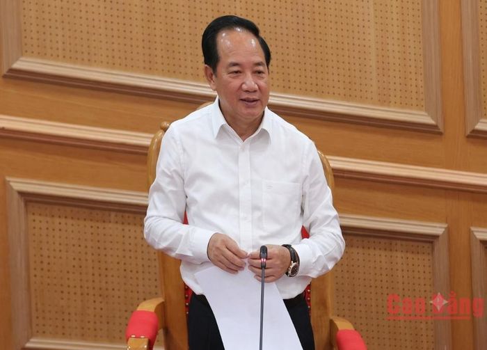 Đồng chí Trịnh Văn Quyết, Ủy viên Bộ Chính trị, Bí thư Trung ương Đảng, Trưởng Ban Tuyên giáo Trung ương kết luận hội nghị.