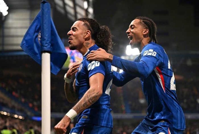 Logo FPT sẽ không còn xuất hiện trên tay áo thi đấu của Chelsea từ mùa giải 2026/27