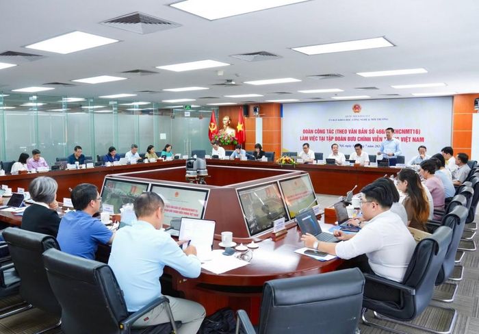 Toàn cảnh buổi làm việc tại VNPT.