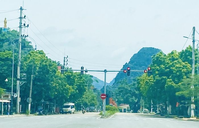  Hệ thống giao thông kết nối Cửa khẩu quốc tế Tà Lùng, xã Phục Hòa được đầu tư mở rộng, cơ bản đáp ứng hoạt động xuất nhập khẩu. 